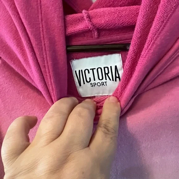 Victoria Sport Crop Pull Over Hoodie - Picture 3 of 10